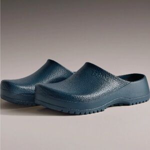 Birkenstock Men's Blue Slip-On Clogs